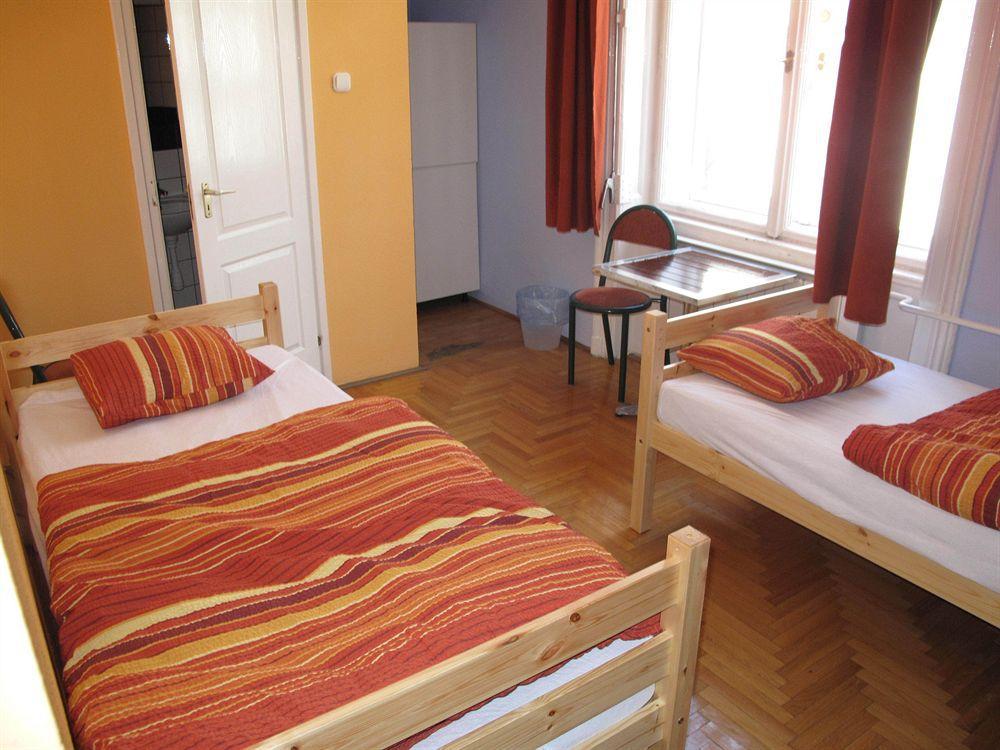 All-Central Hostel Budapest Ngoại thất bức ảnh